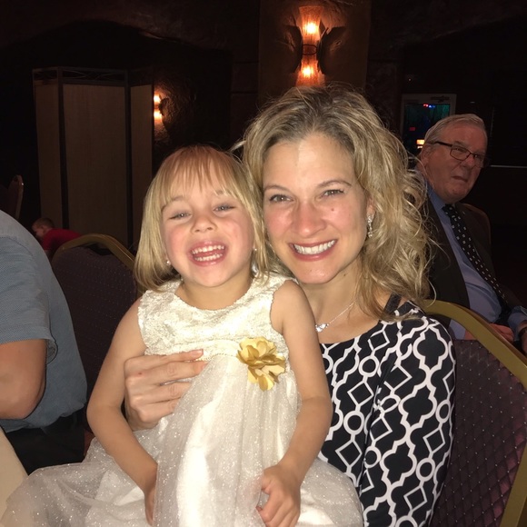 Meet your Posher, Kelly - Picture 5 of 7